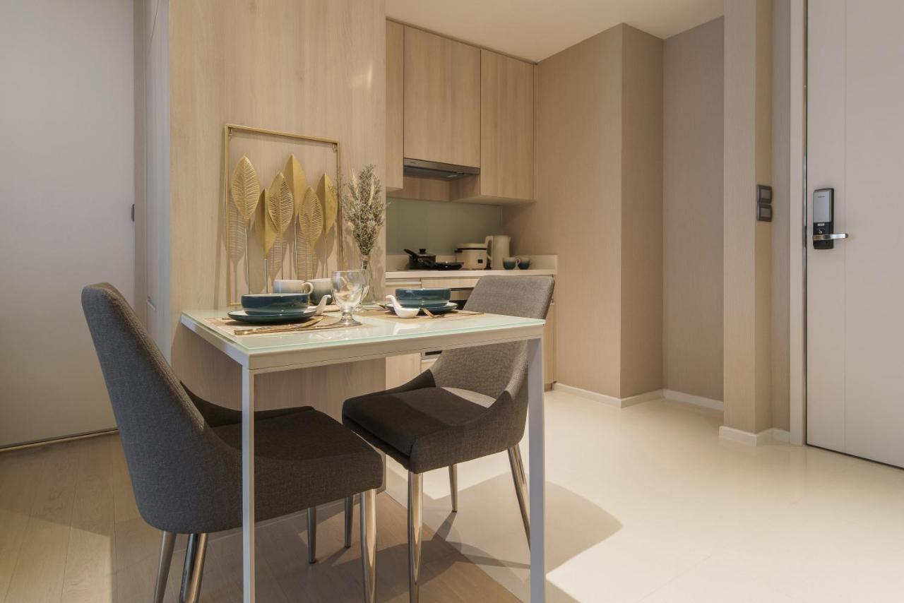 Căn hộ Sukhumvit 11#luxury#pool#gym#bts Nana&mrt Sukhumvit#1br#max2ppl Bangkok